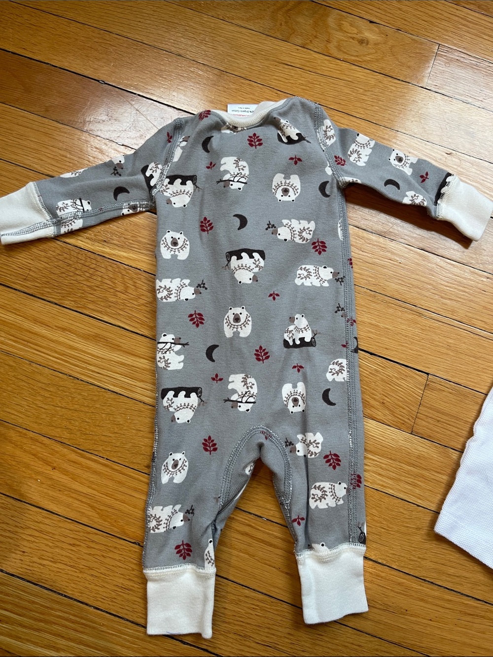 Hanna Andersson Newborn onesie and koala baby newborn outfit - Picture 8 of 8